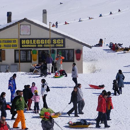 الشقق الفندقية فيليتا باريّافي  Rifugio Passo Godi المظهر الخارجي الصورة